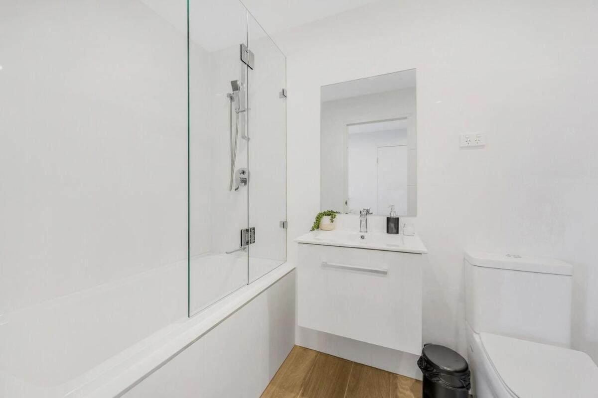 2 Bedroom In Campsie Apartment Sydney