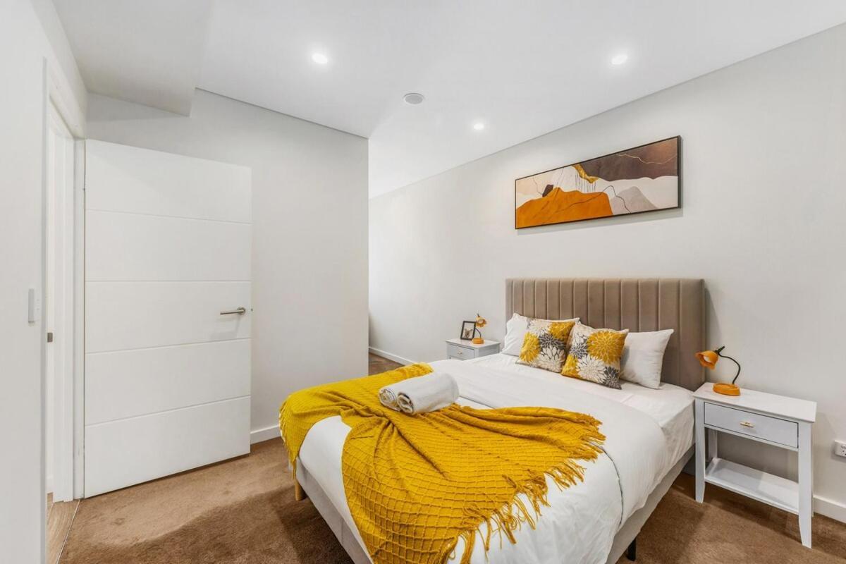 2 Bedroom In Campsie Apartment