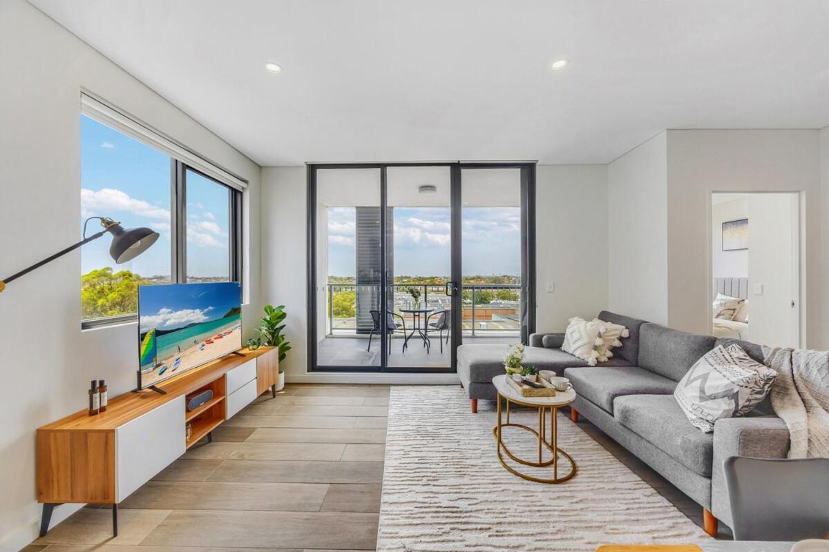 Apartment 2 Bedroom In Campsie *